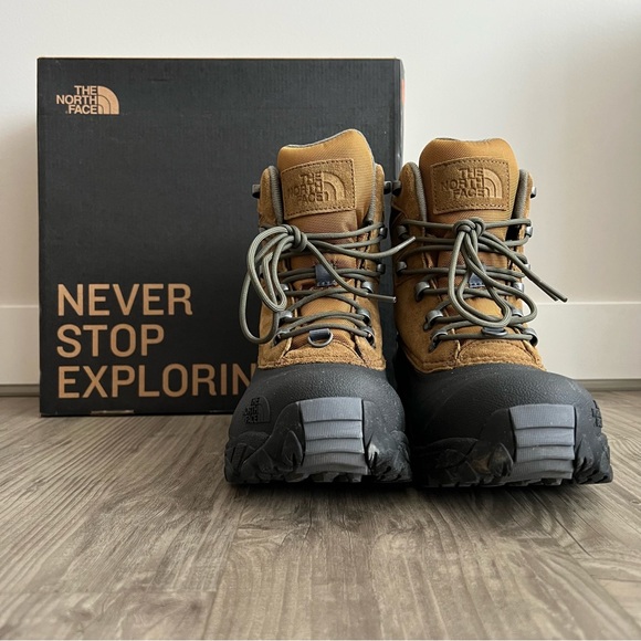 THE NORTH FACE Chilkat Winter Boots - Picture 3 of 16